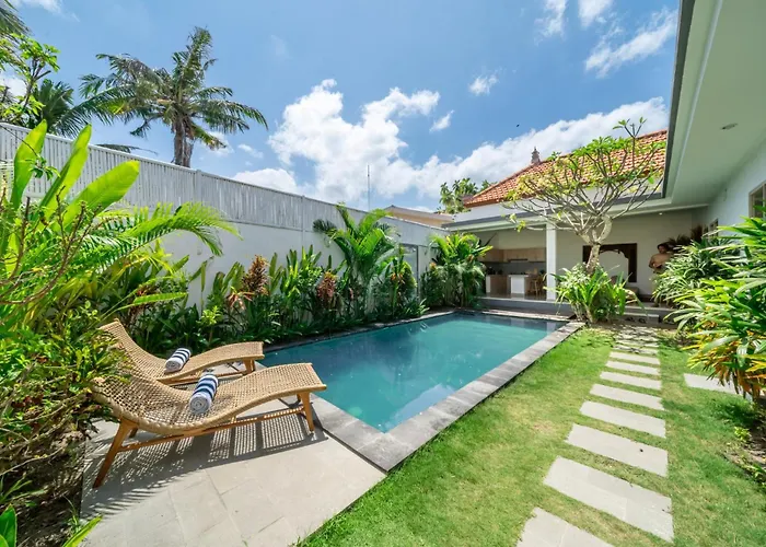 Villa Sunset Rooftop Canggu (Bali)